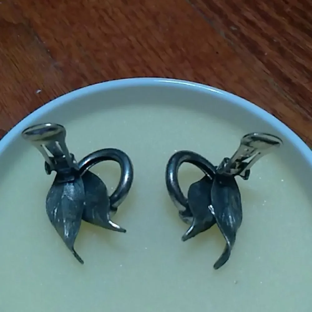 Vintage  bartek  earrings